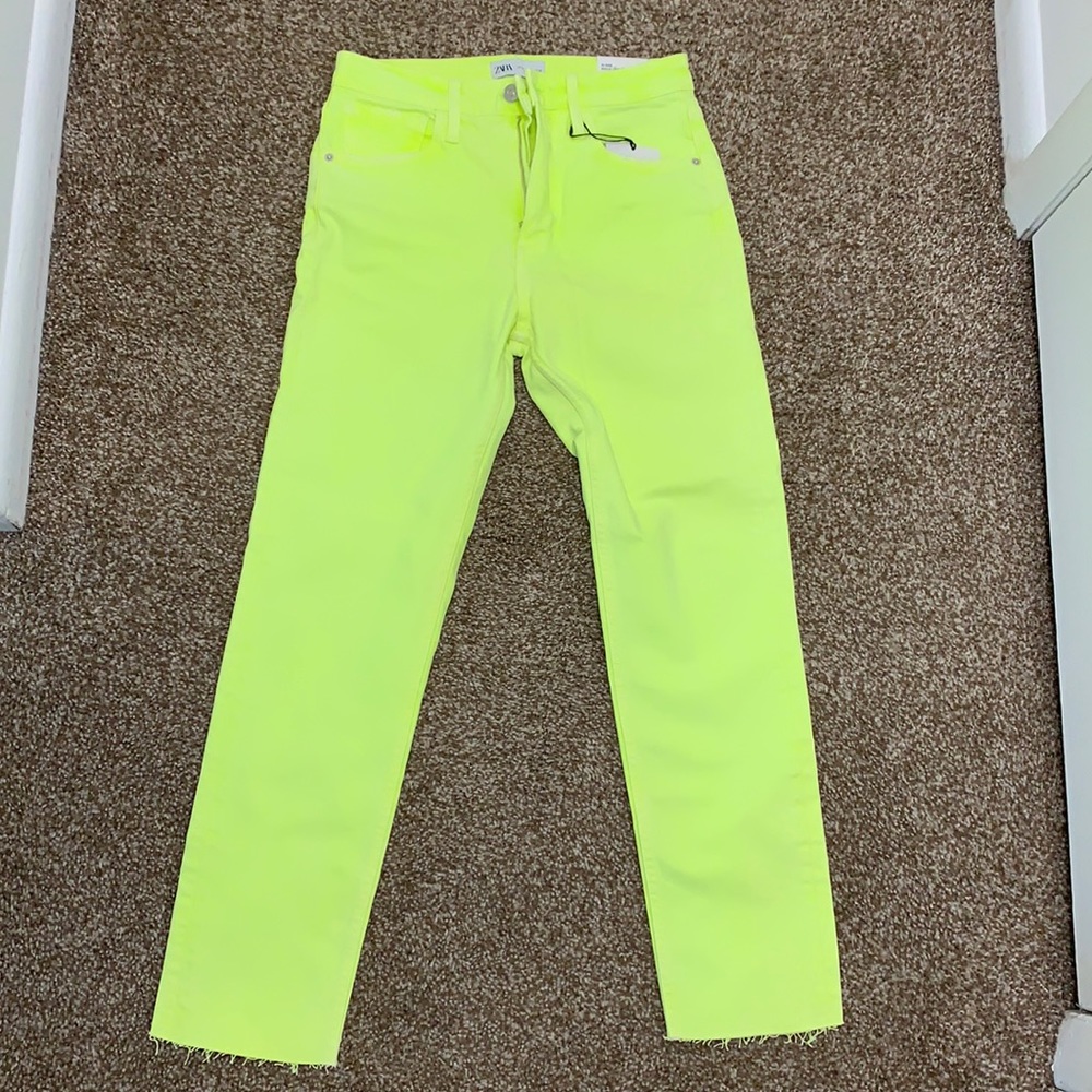 Brand new neon yellow/green jean!
